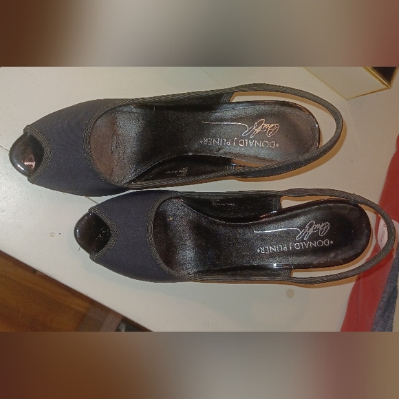 Donald J. Pliner Fenia black stretch fabric slingback pumps high heels size 7.5 - Picture 2 of 9